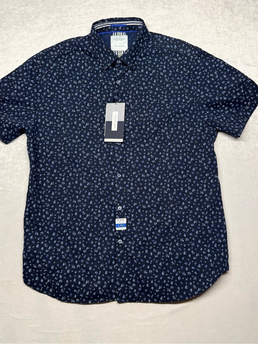 Cactus Navy Short-Sleeve Button-Down Shirt with Light Blue Micro Print SZ L